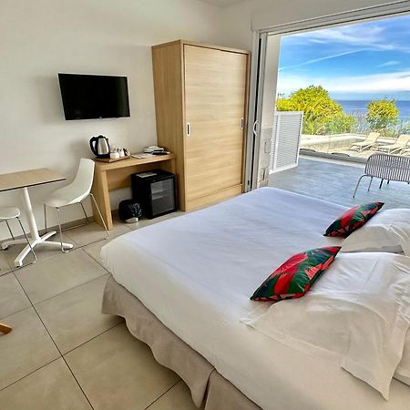 Hotel Villa R 卡尔维 外观 照片