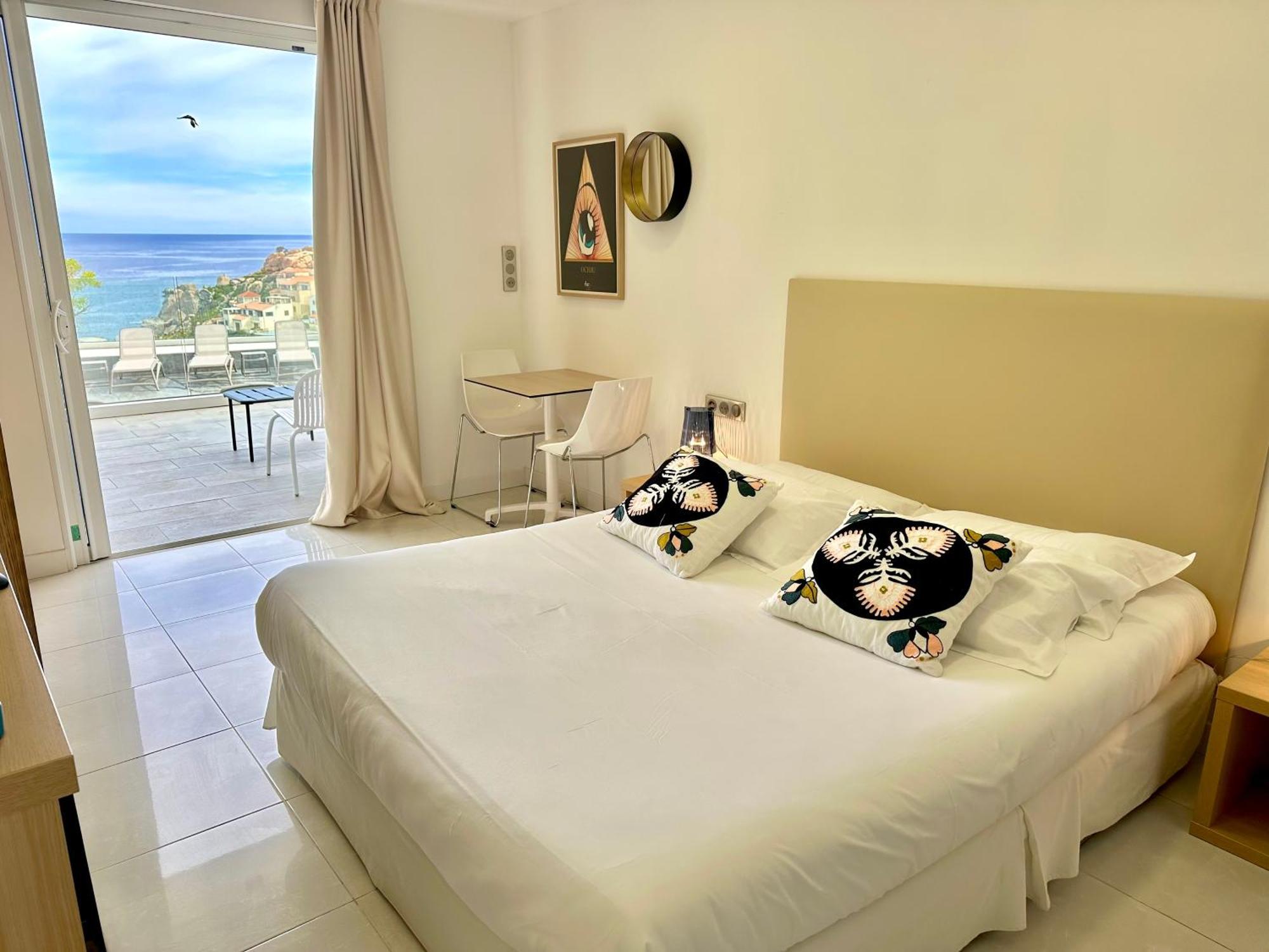 Hotel Villa R 卡尔维 外观 照片